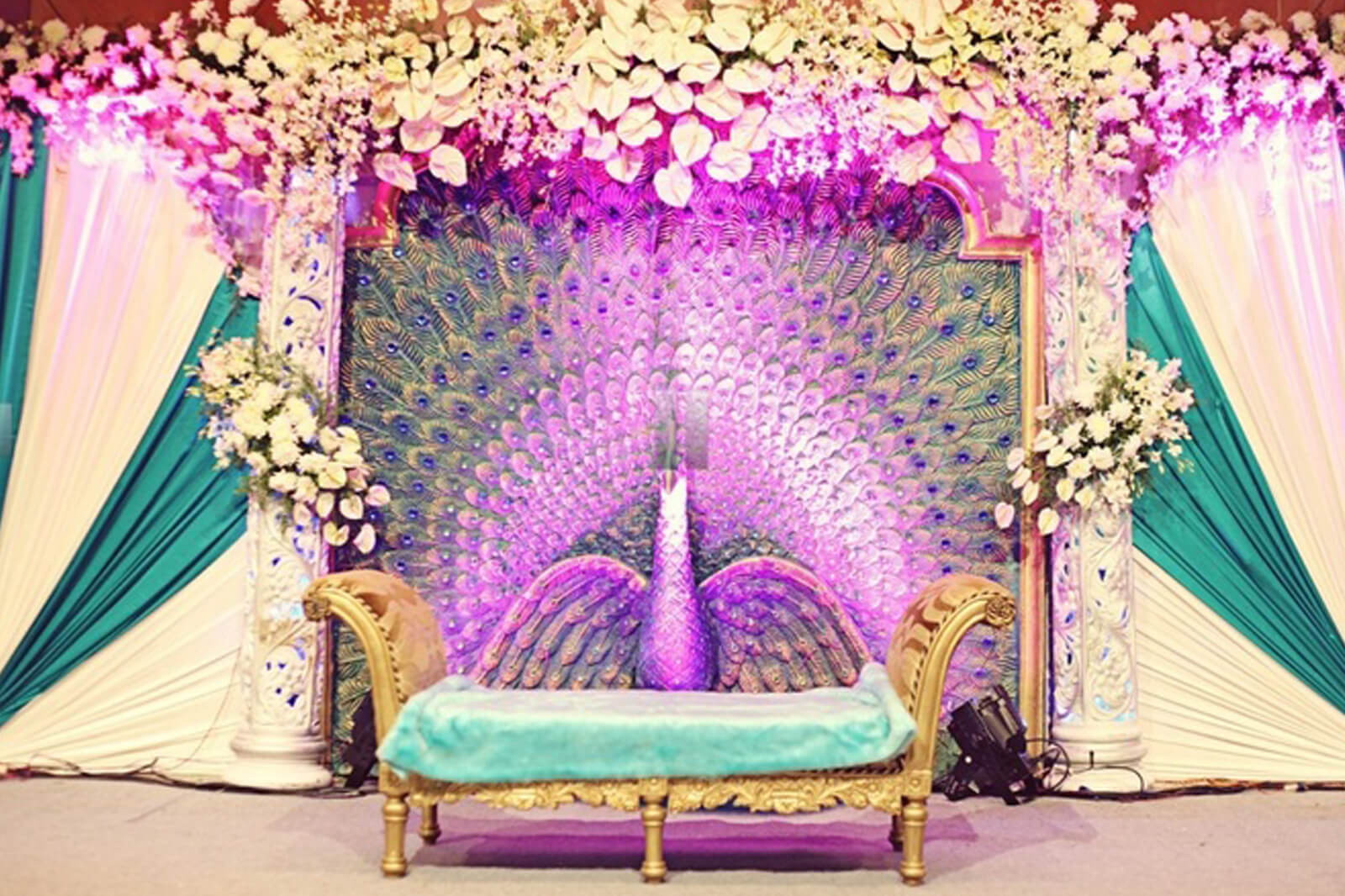 Indian Themed Wedding
 7 Trendy Wedding Theme Color Schemes Are Best For Indian