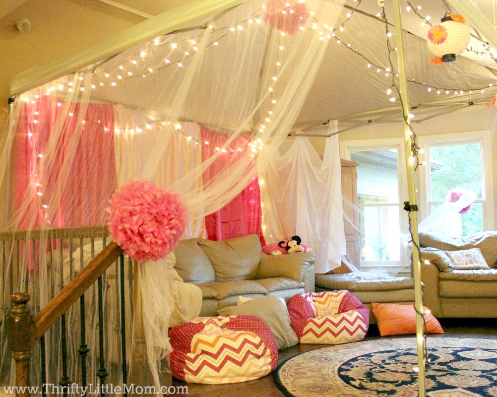 Indoor Birthday Party
 5 Ideas for an Epic Indoor Movie Party at Your House