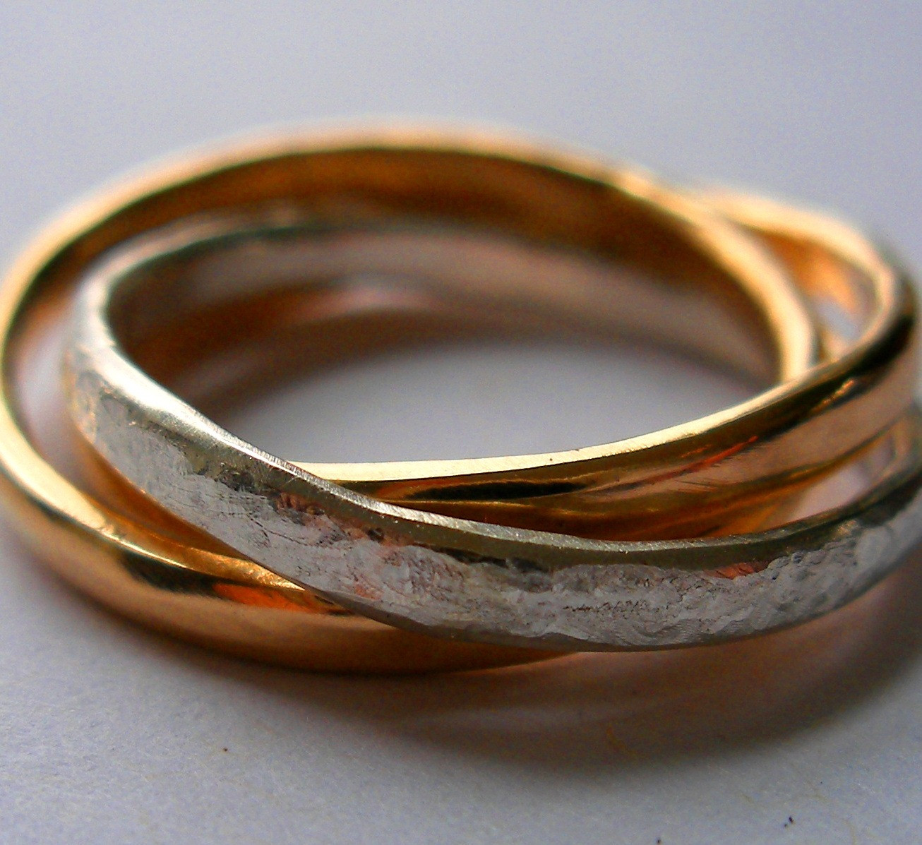 Interlocking Wedding Rings
 Interlocking Russian wedding rings