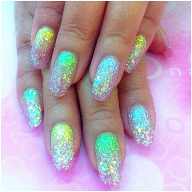 Iridescent Glitter Nails
 Iridescent glitter nails