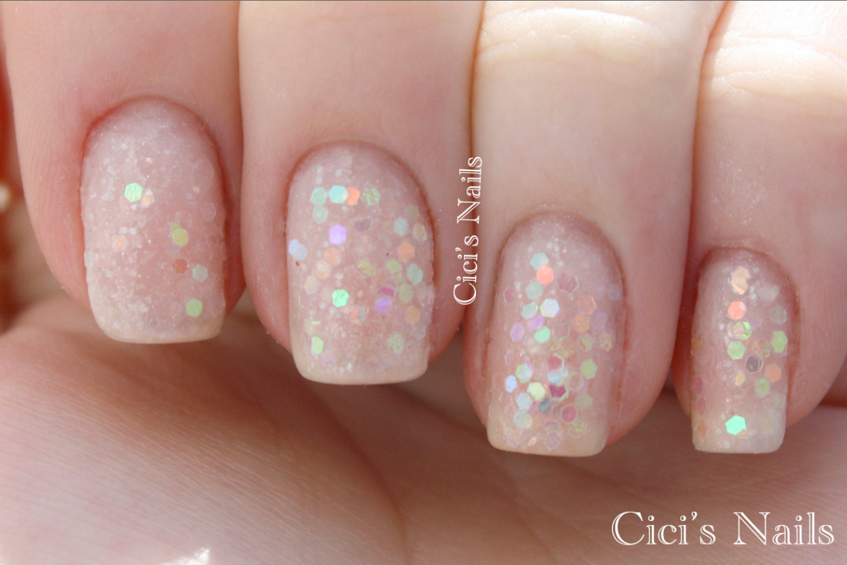 Iridescent Glitter Nails
 Cici s Nails DIY White Iridescent Glitter Manicure