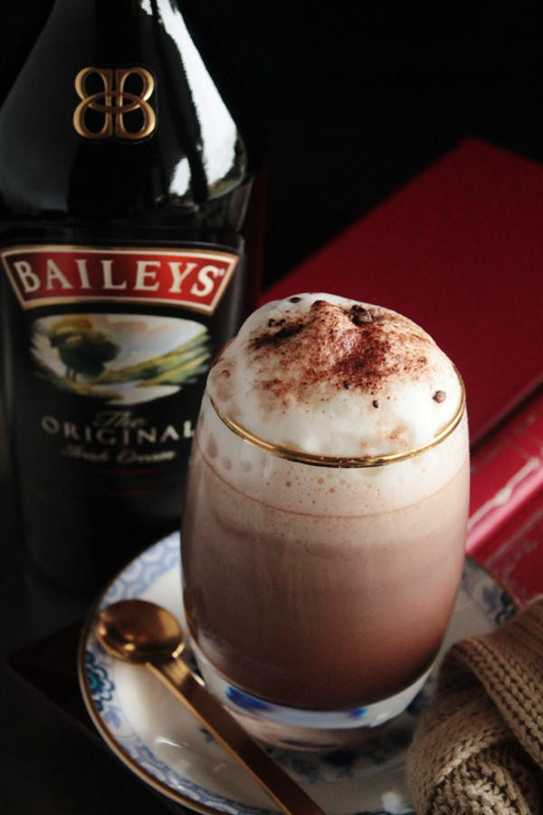 Irish Cream Drink Recipes
 Hot Chocolate Baileys Irish Cream Drinks