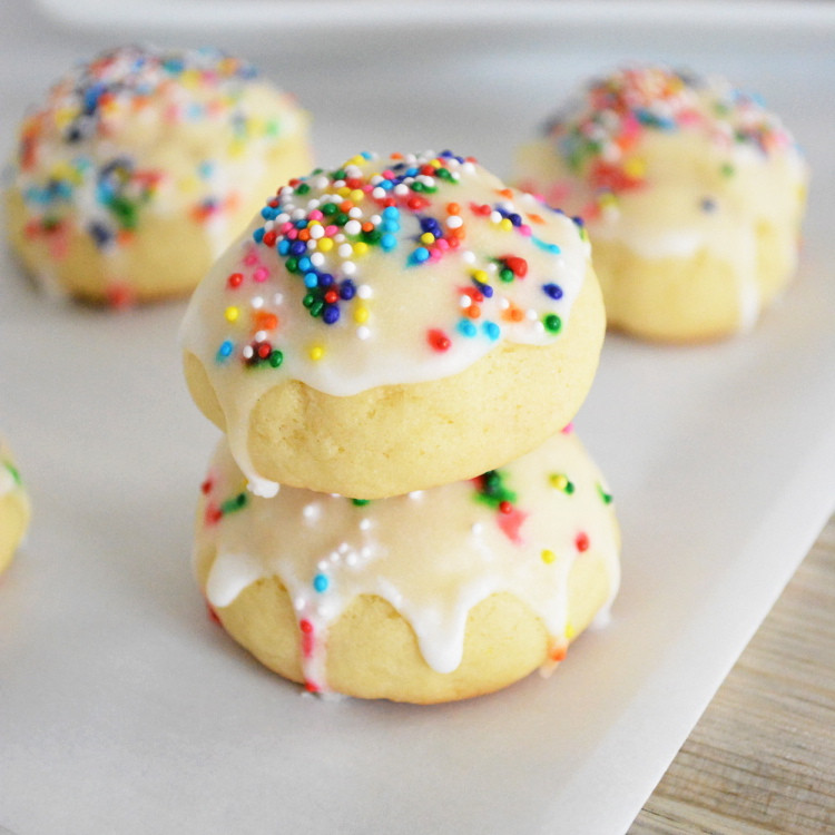 Italian Anise Christmas Cookies
 Italian Anisette CookiesCooking and Beer