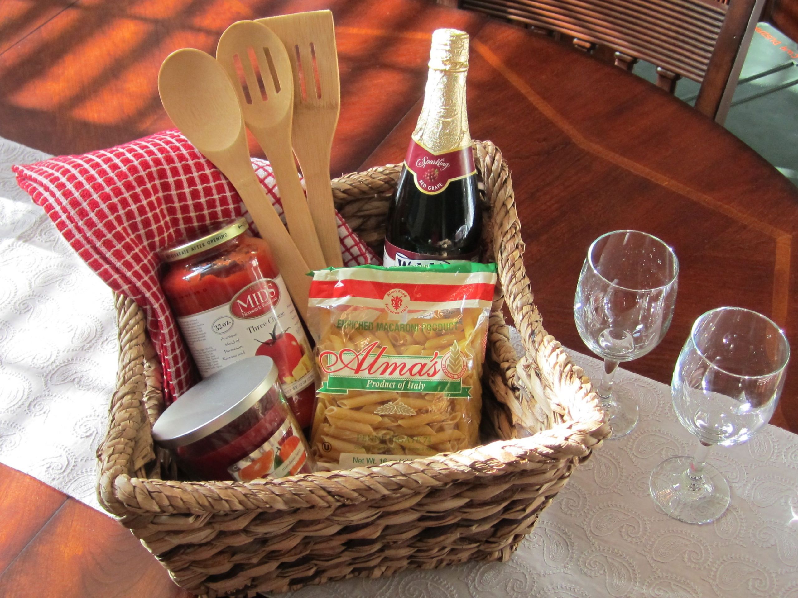 Italian Gift Basket Ideas
 Italian dinner for two t basket Add a baguette and a
