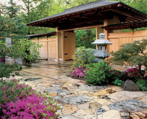 Japanese Style Backyard
 Japanese Gardening The Magic of Japanese Gardens