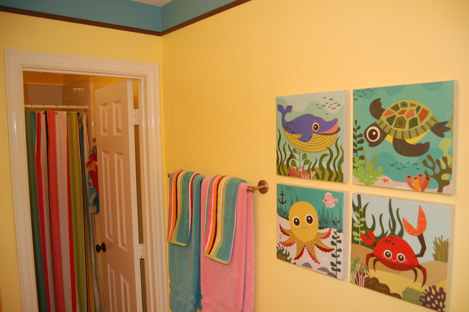 Kids Bathroom Art
 kids bathroom decoration 2017 Grasscloth Wallpaper