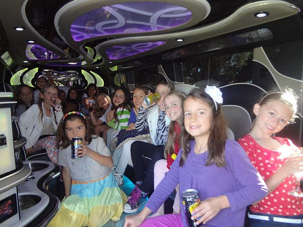 Kids Birthday Party Buses
 Birthday Party Bus Rental in Boston