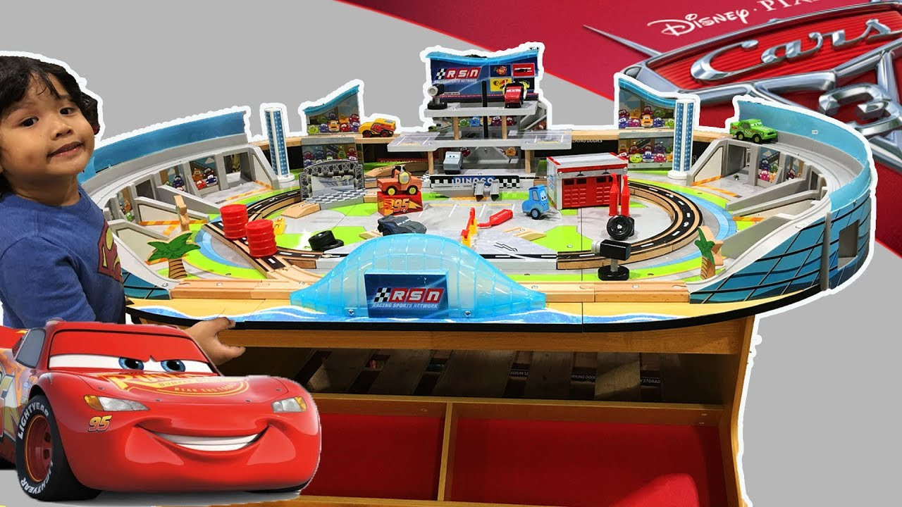Kids Car Table
 NEW CARS 3 WOODEN TRACKSET PLAY TABLE