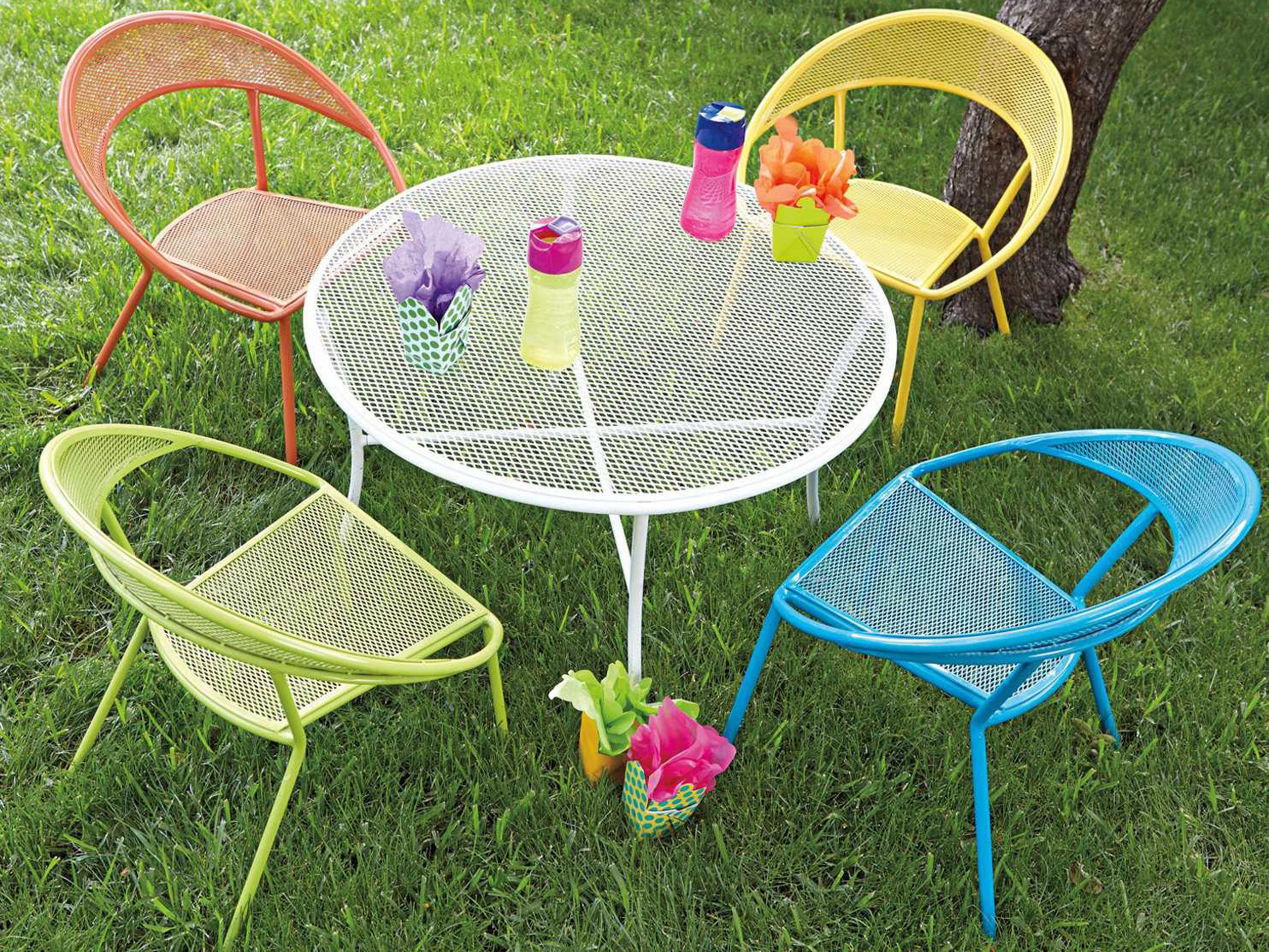 Kids Outdoor Furniture
 Woodard Spright Kids Set Wrought Iron Round Table and