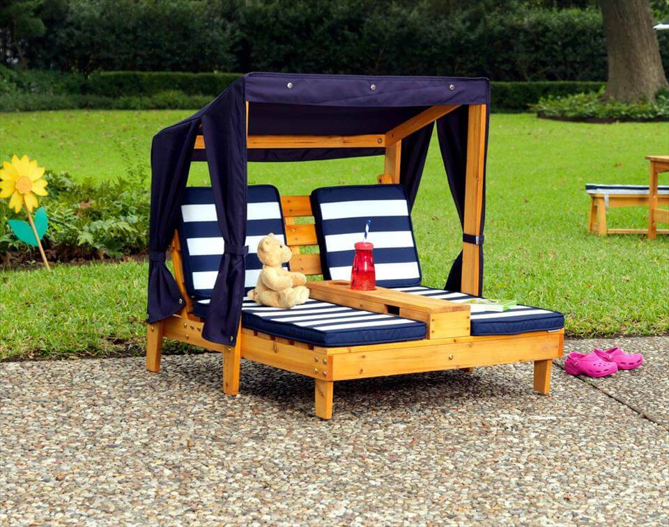 Kids Outdoor Furniture
 25 Renowned Pallet Projects & Ideas