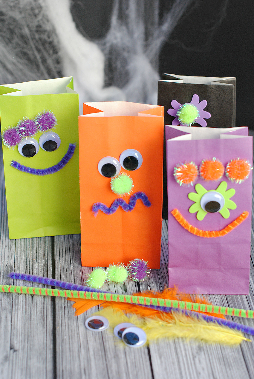 Kids Party Craft Ideas
 Easy & Fun Halloween School Party Ideas – Fun Squared