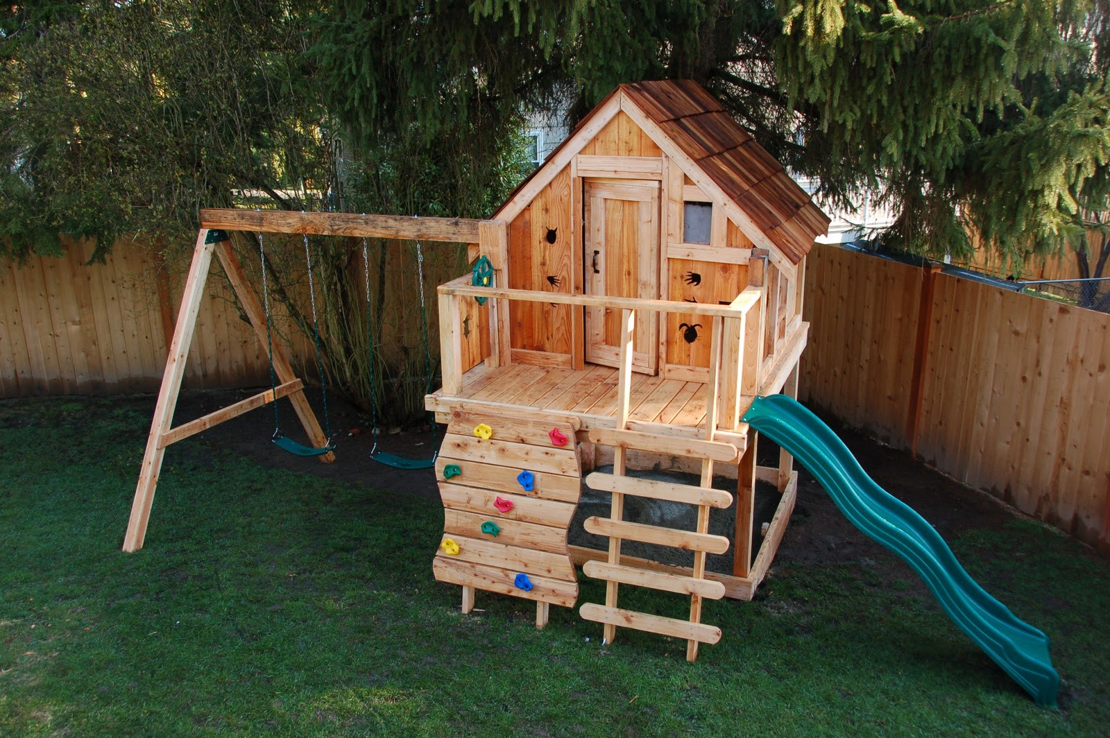 Kids Playhouse Swing Set
 Seattle Swing Set Playhouse of Washington Swing sets