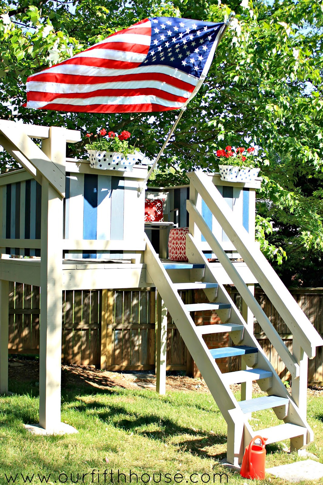 Kids Playhouse Swing Set
 DIY Swing Set & Playhouse