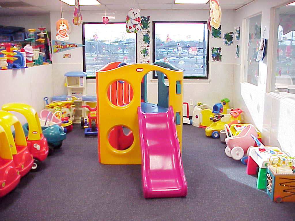 Kids Playroom Ideas On A Budget
 Top 4 Playroom Ideas A Bud for Your Kids Room