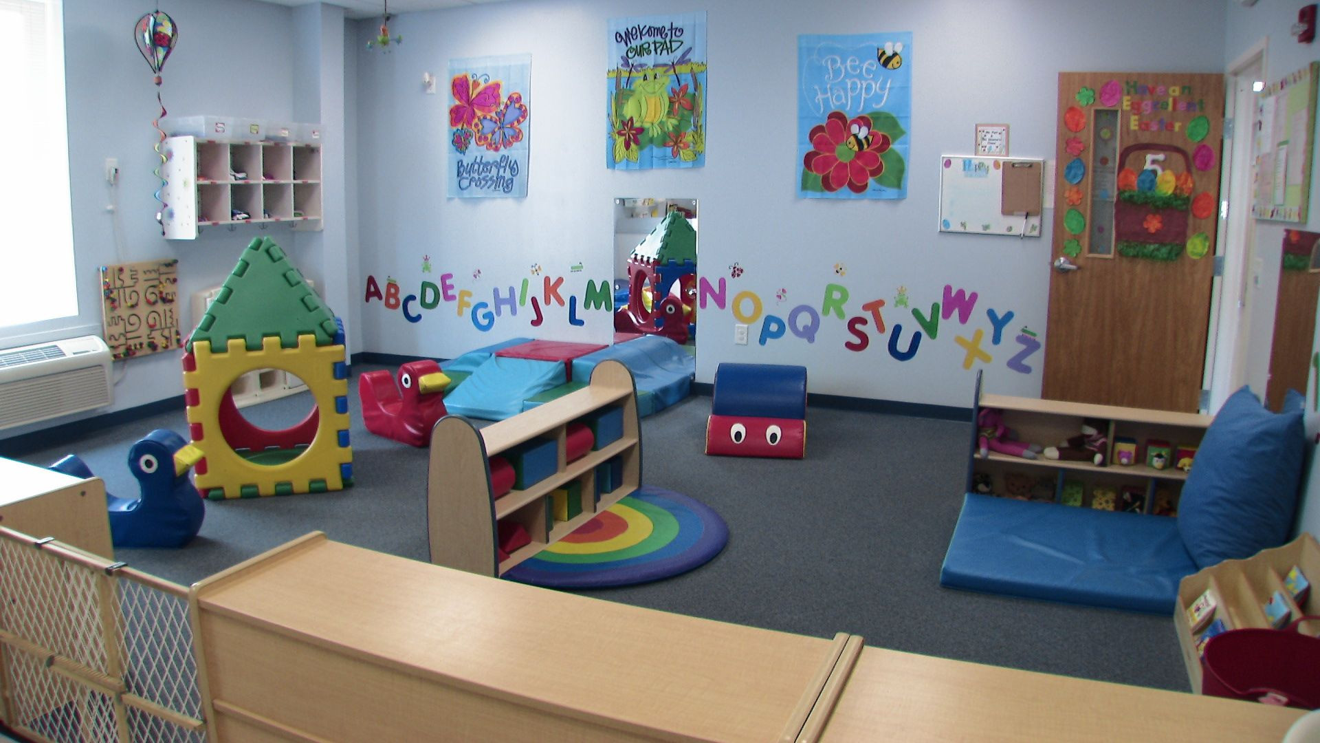 Kids Room Set Up
 This would be an awesome daycare class