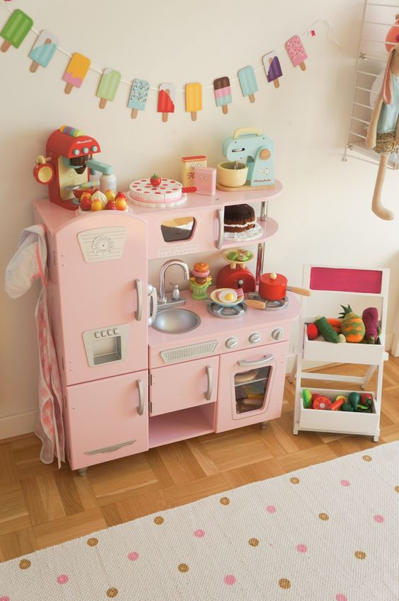 Kids Room Set Up
 How Sweet is This Play Room Set up for a Little Girl