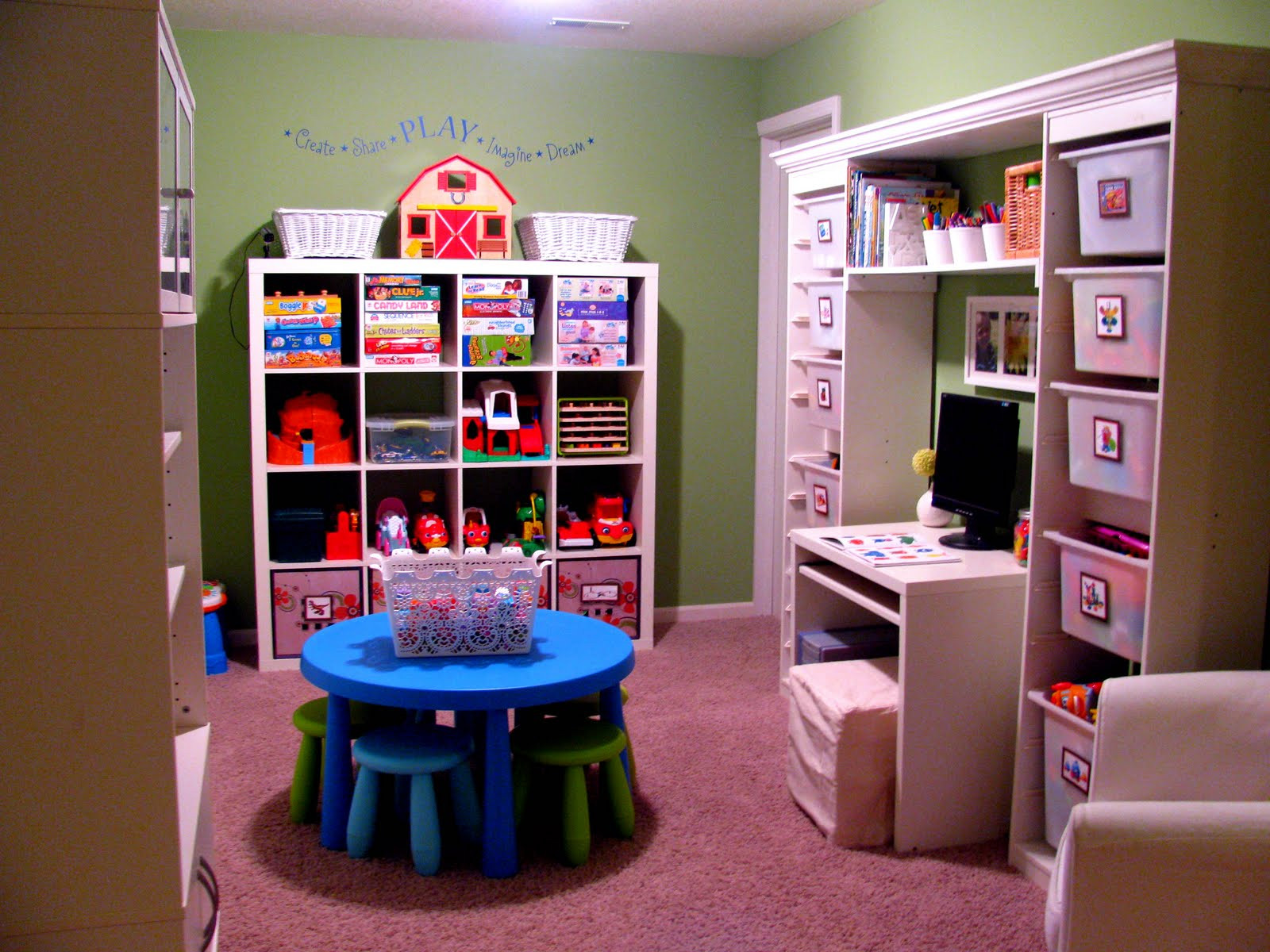Kids Room Toy Storage
 IHeart Organizing Reader Space Toy Tastic