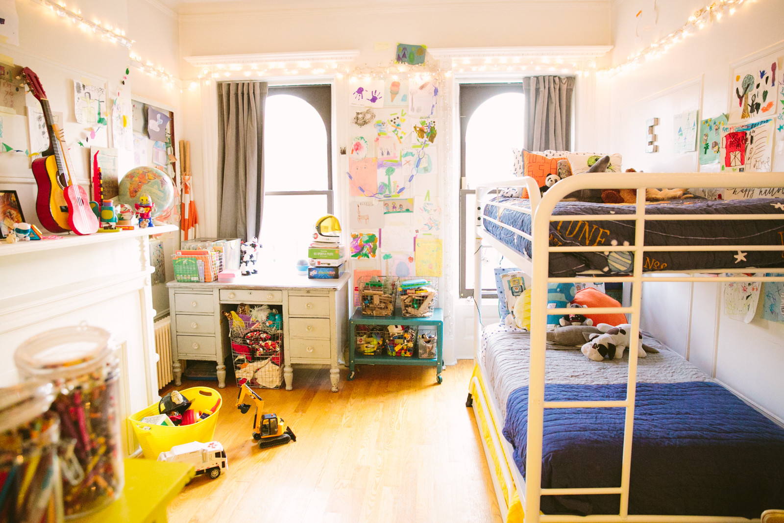 Kids Shared Bedroom Ideas
 small space living tips for kids bedroom Love TazaLove