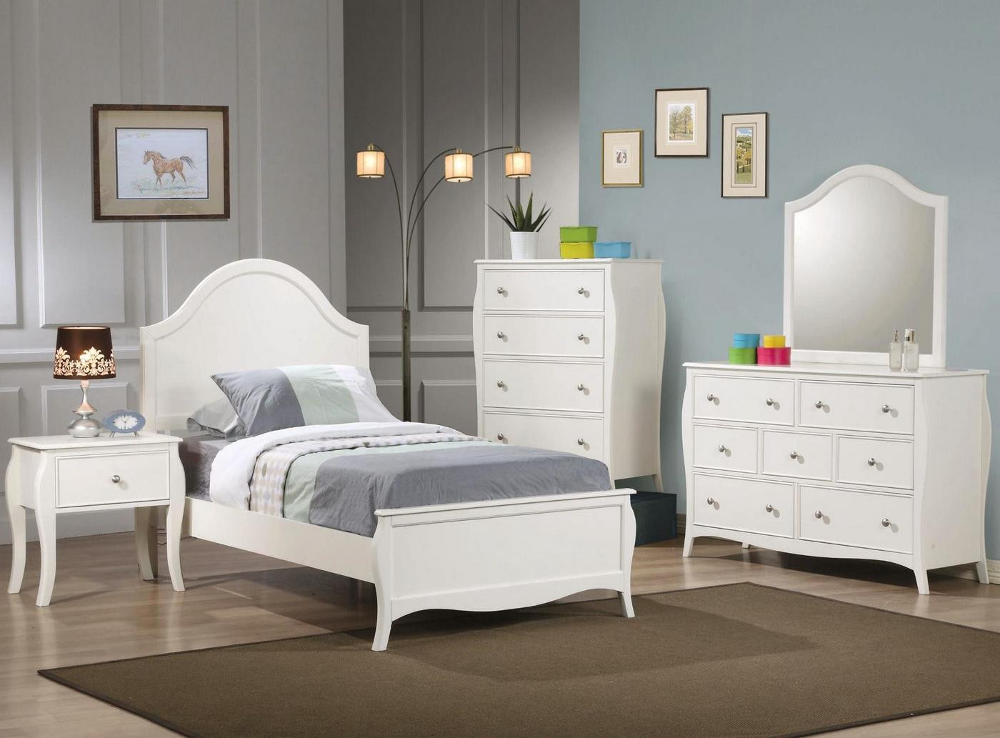 Kids Twin Bedroom Set
 Dominique White Finish Twin Youth Panel Bedroom Set