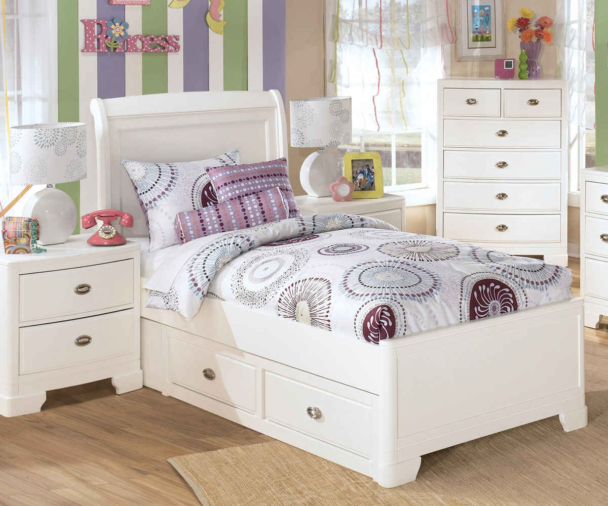 Kids Twin Bedroom Set
 Have Your Children Twin Bed with Storage for Well