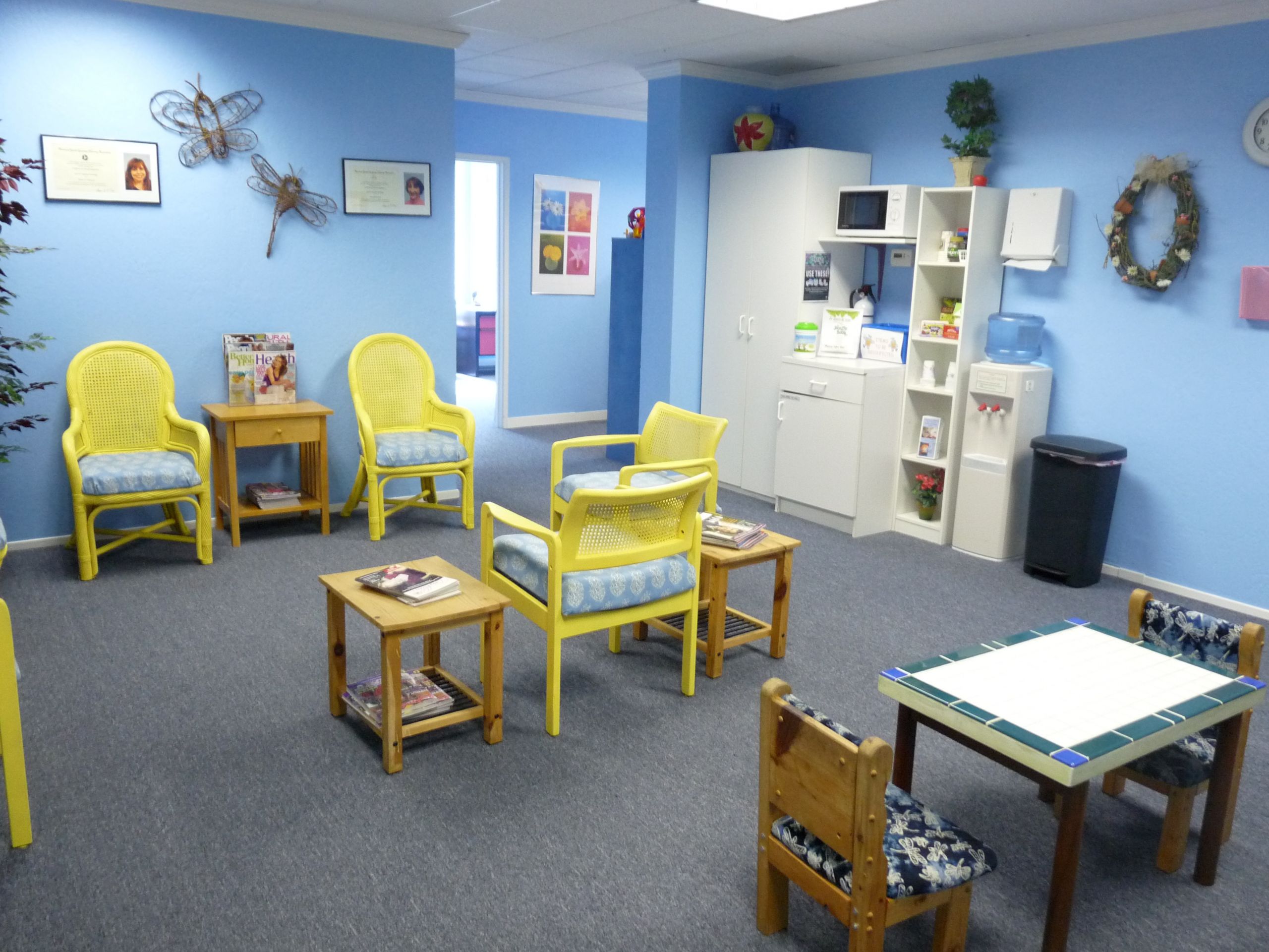 Kids Waiting Room
 Creative munication for Kids