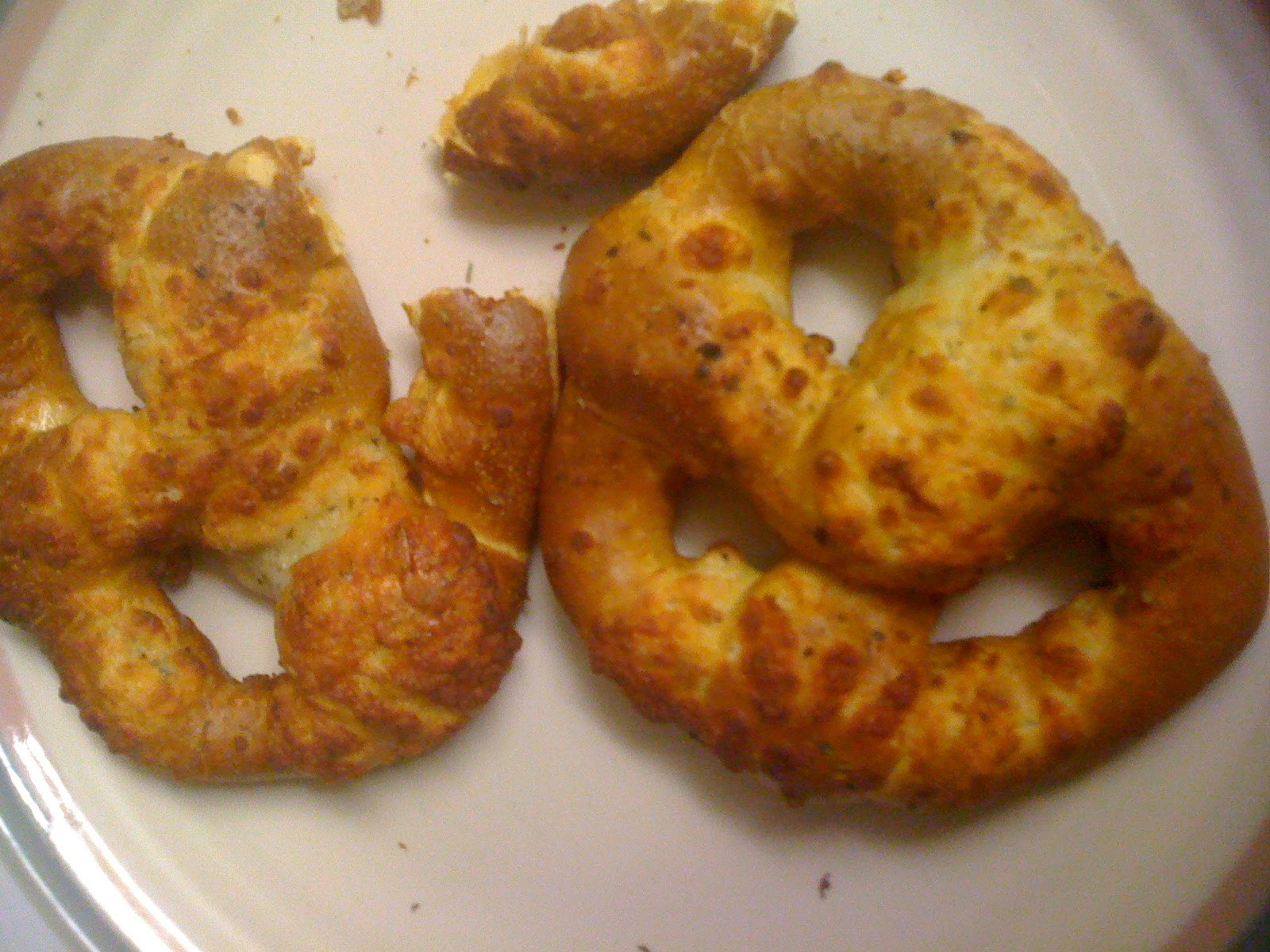 Kim And Scott Gourmet Pretzels
 Fat Pride Times FPT Review Kim and Scotts Gourmet Pizza