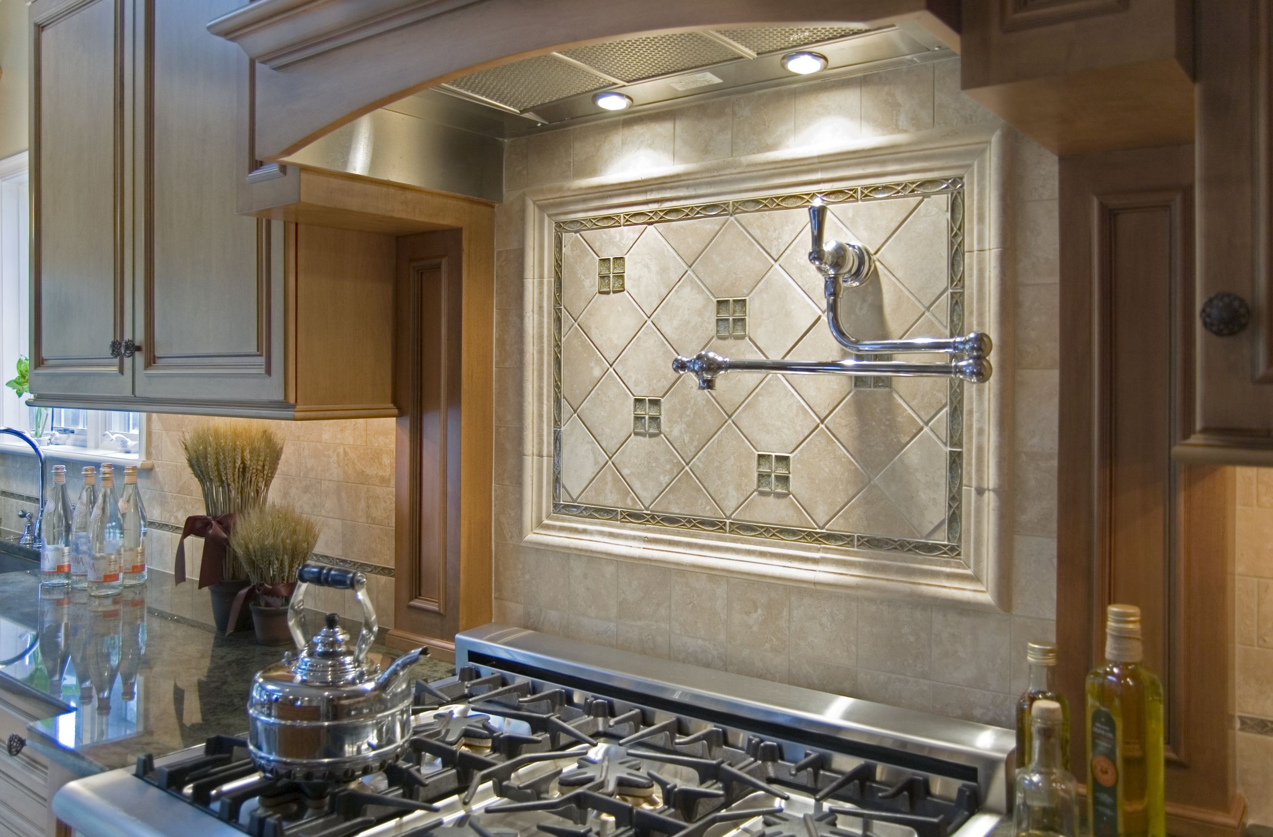 Kitchen Backsplash Accent Tiles
 Spice Up Your Kitchen Tile Backsplash Ideas