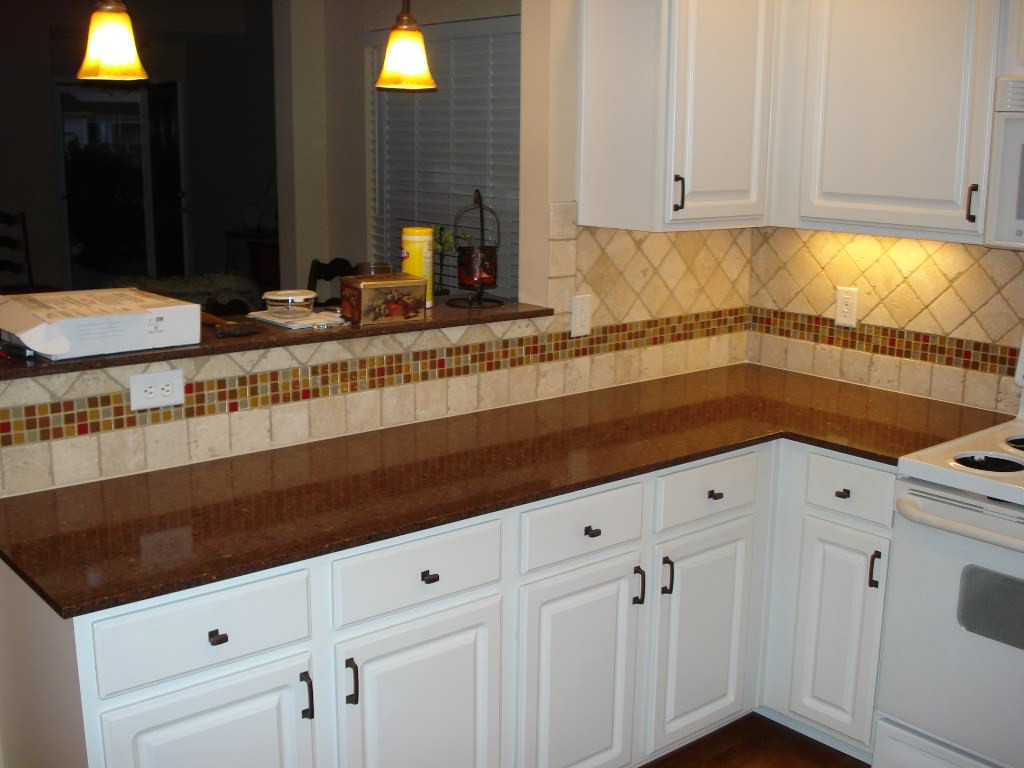 Kitchen Backsplash Accent Tiles
 Subway Tile With Mosaic Accent Backsplash Kitchen Designs