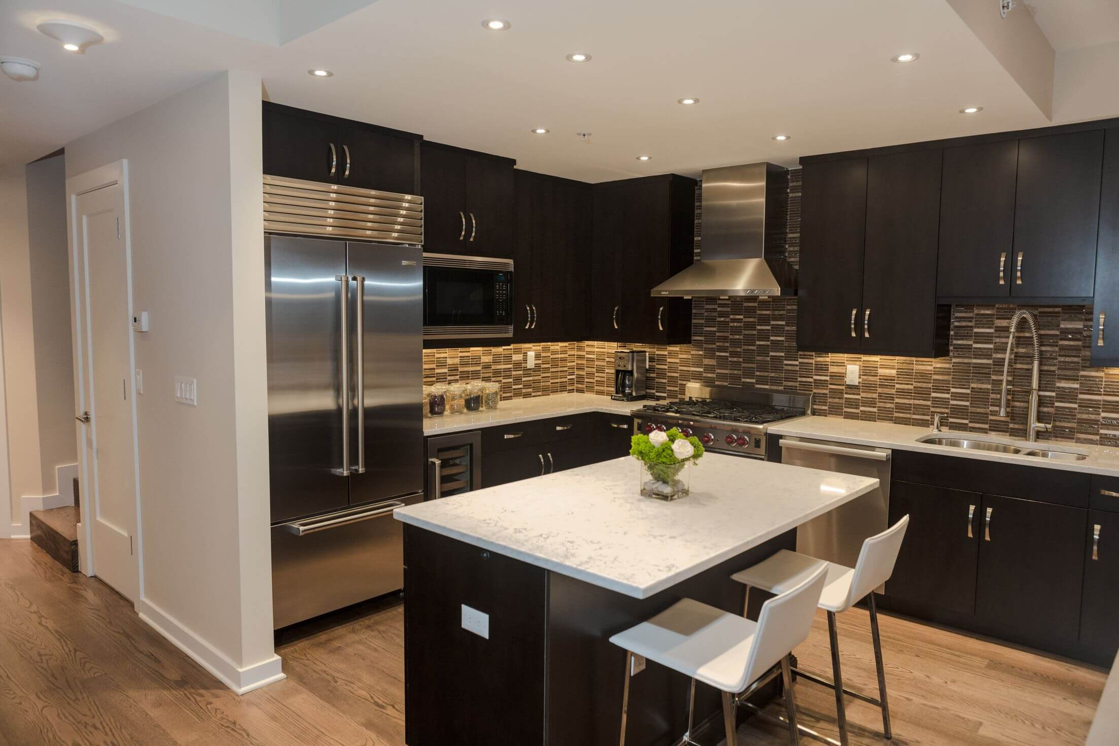 Kitchen Backsplash For Dark Cabinets
 52 Dark Kitchens with Dark Wood and Black Kitchen Cabinets