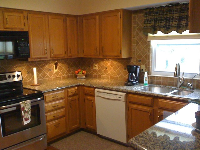 Kitchen Countertops And Backsplashes Ideas
 Granite Countertops and Tile Backsplash Ideas Eclectic