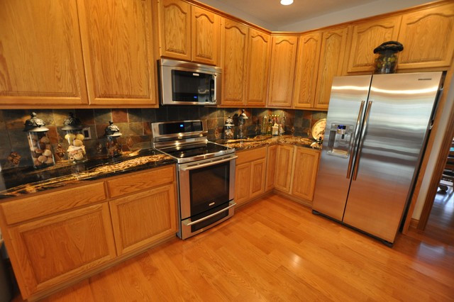 Kitchen Countertops And Backsplashes Ideas
 Granite Countertops and Tile Backsplash Ideas Eclectic