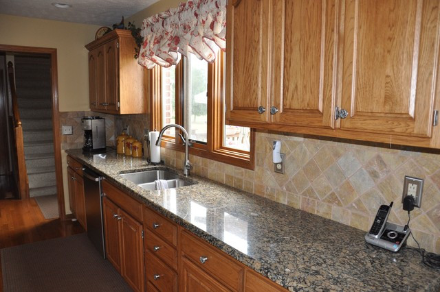 Kitchen Countertops And Backsplashes Ideas
 Granite Countertops and Tile Backsplash Ideas Eclectic