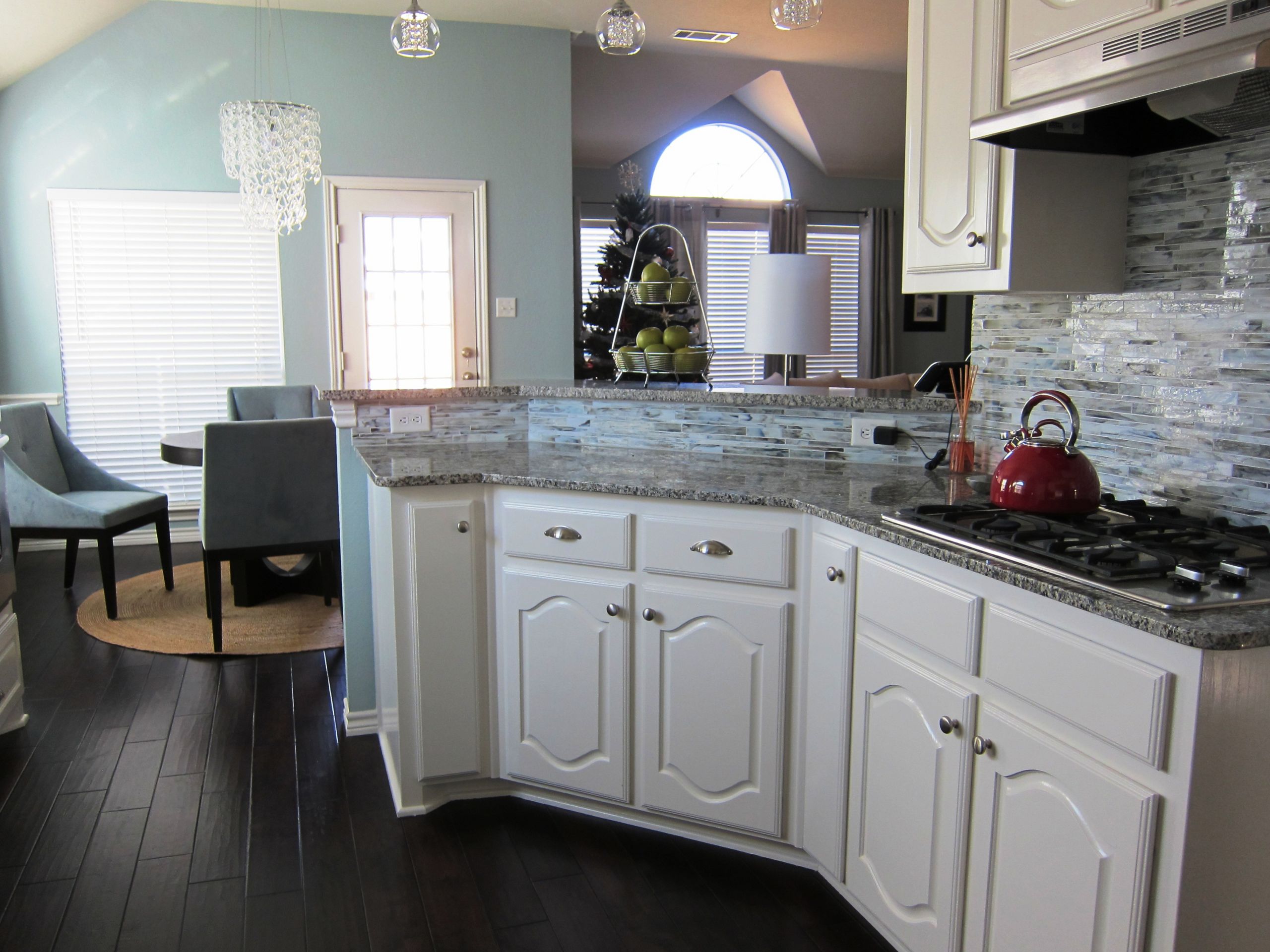 Kitchen Remodel Contractor
 The Floor Barn is DFW s 1 Kitchen Remodeling Contractor