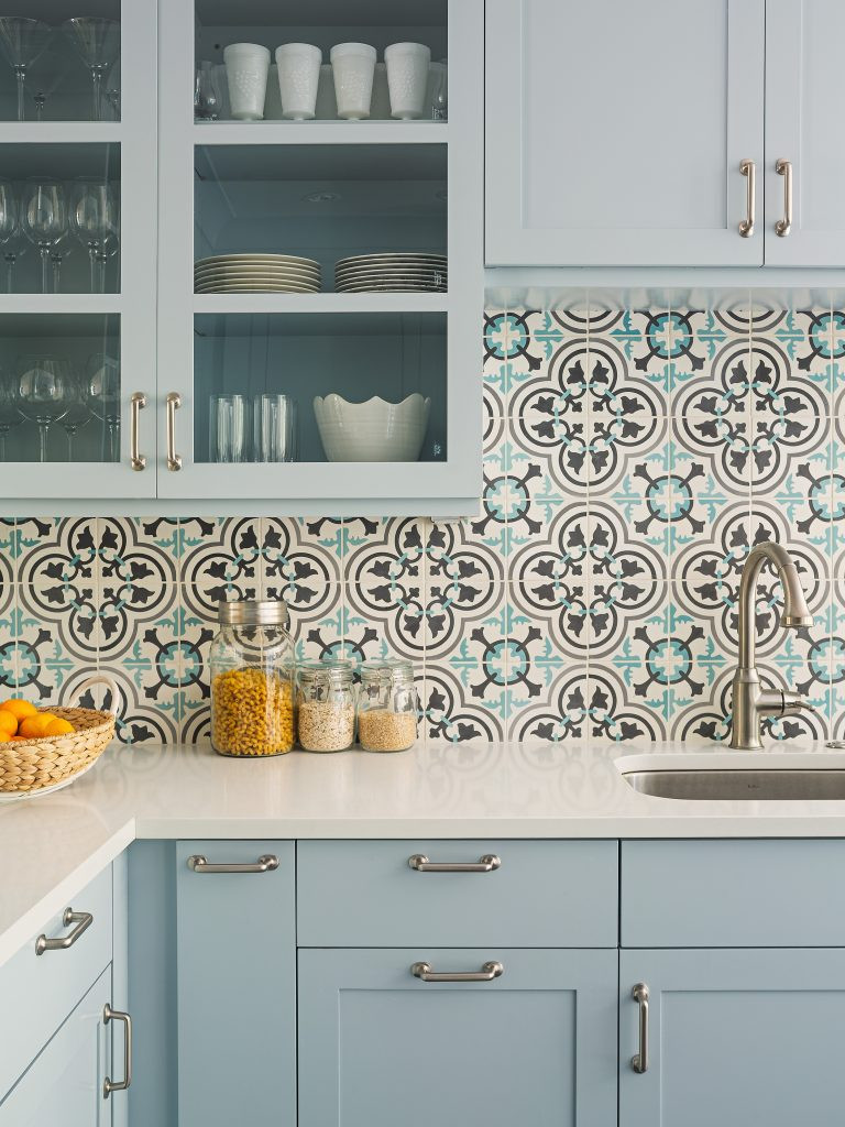 Kitchen Tile Designs
 Our 5 Favorite Cement Kitchen Tile Designs