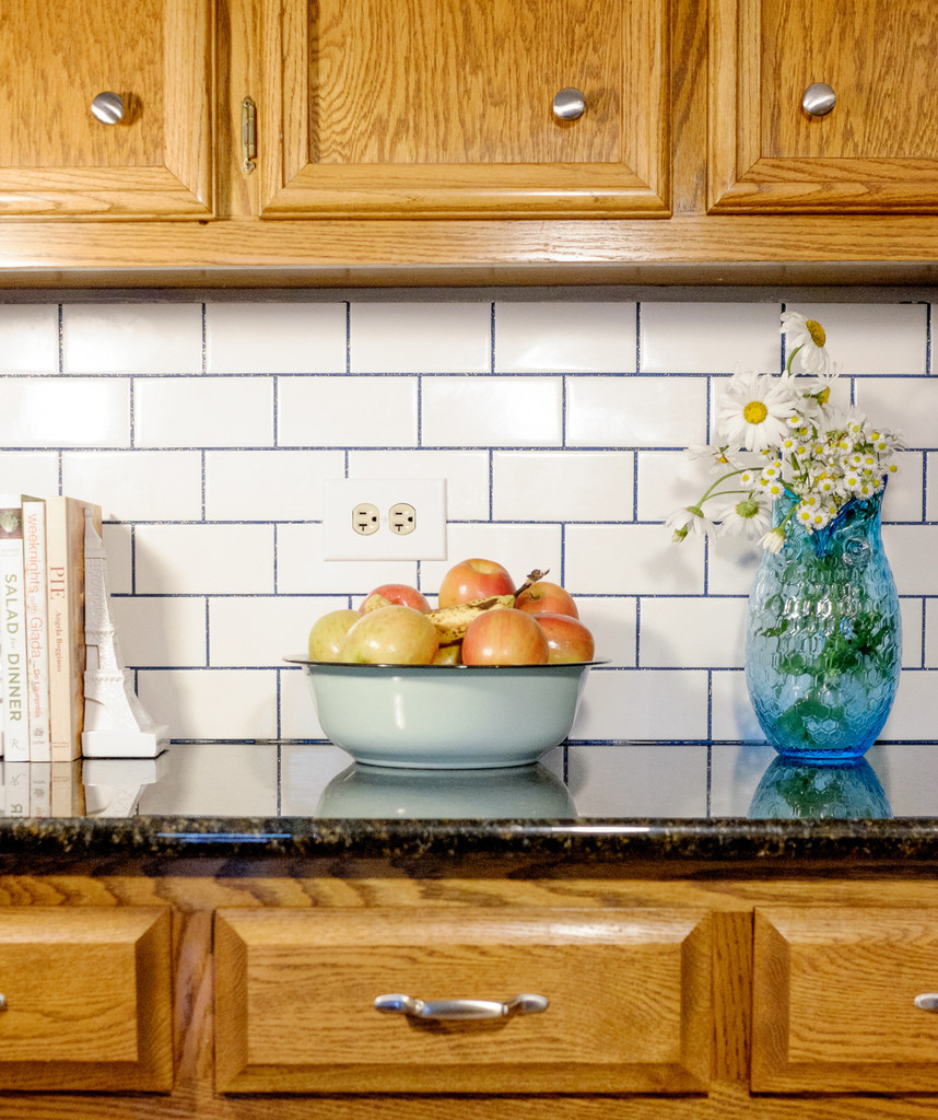 Kitchen Tile Grout
 Subway Tile Backsplash with Stainmaster Glamour Grout