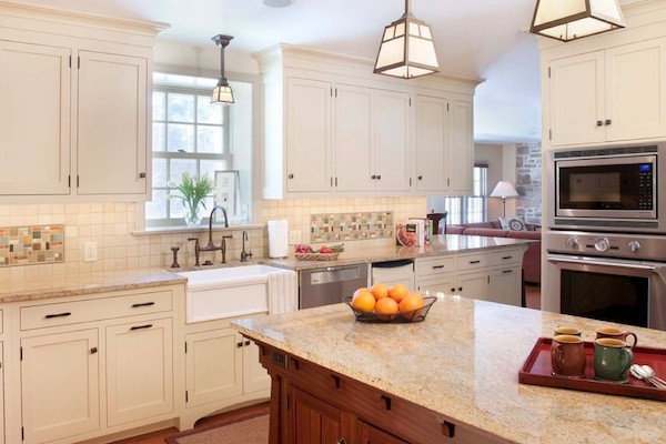 Kitchen Under Cabinet Lighting Options
 Under Cabinet Lighting Adds Style and Function to Your Kitchen