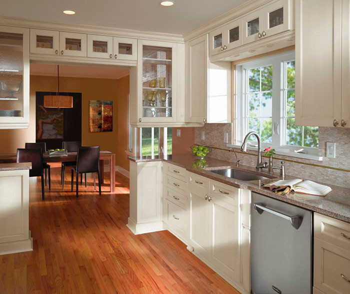 Kitchen With Off White Cabinets
 f White Cabinets in Casual Kitchen Kitchen Craft Cabinetry