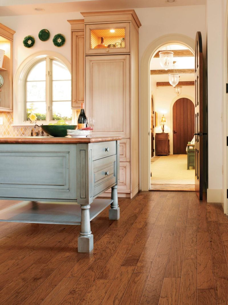 Kitchen Wood Floor
 20 Gorgeous Examples Wood Laminate Flooring For Your