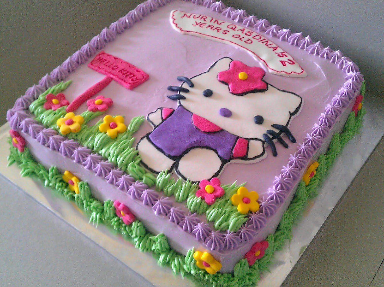 Kitty Birthday Cake
 30 Cute Hello Kitty Cake Ideas and Designs EchoMon