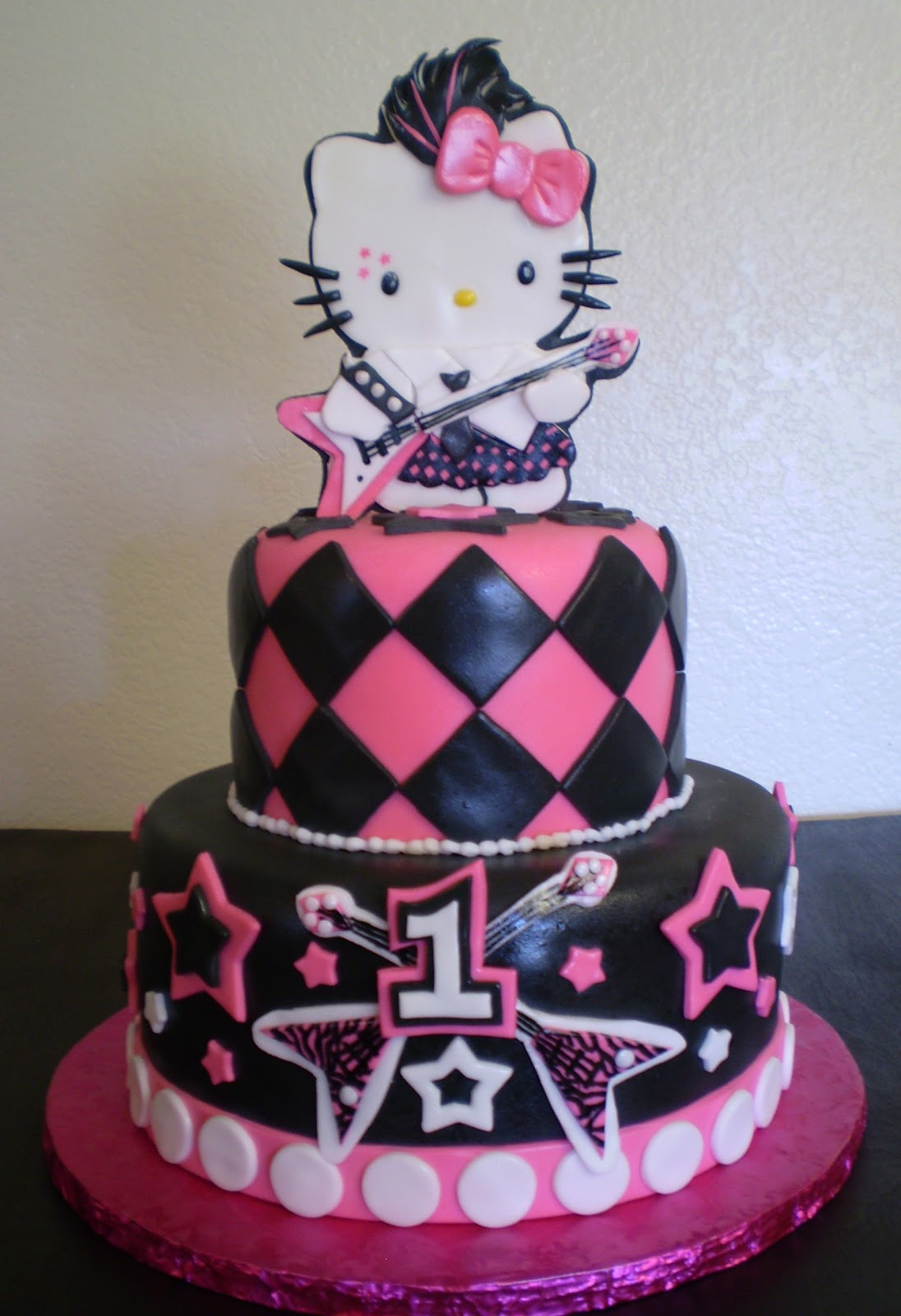 Kitty Birthday Cake
 Divine Cakes by Janice Hello Kitty Rockstar Birthday Cake