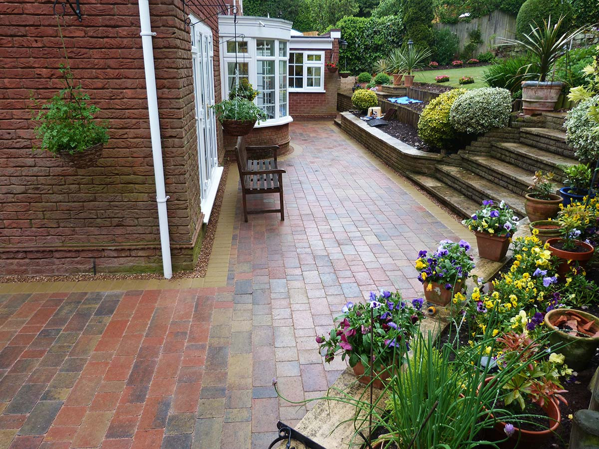 Landscape And Patio Design
 Garden Landscapers Solihull