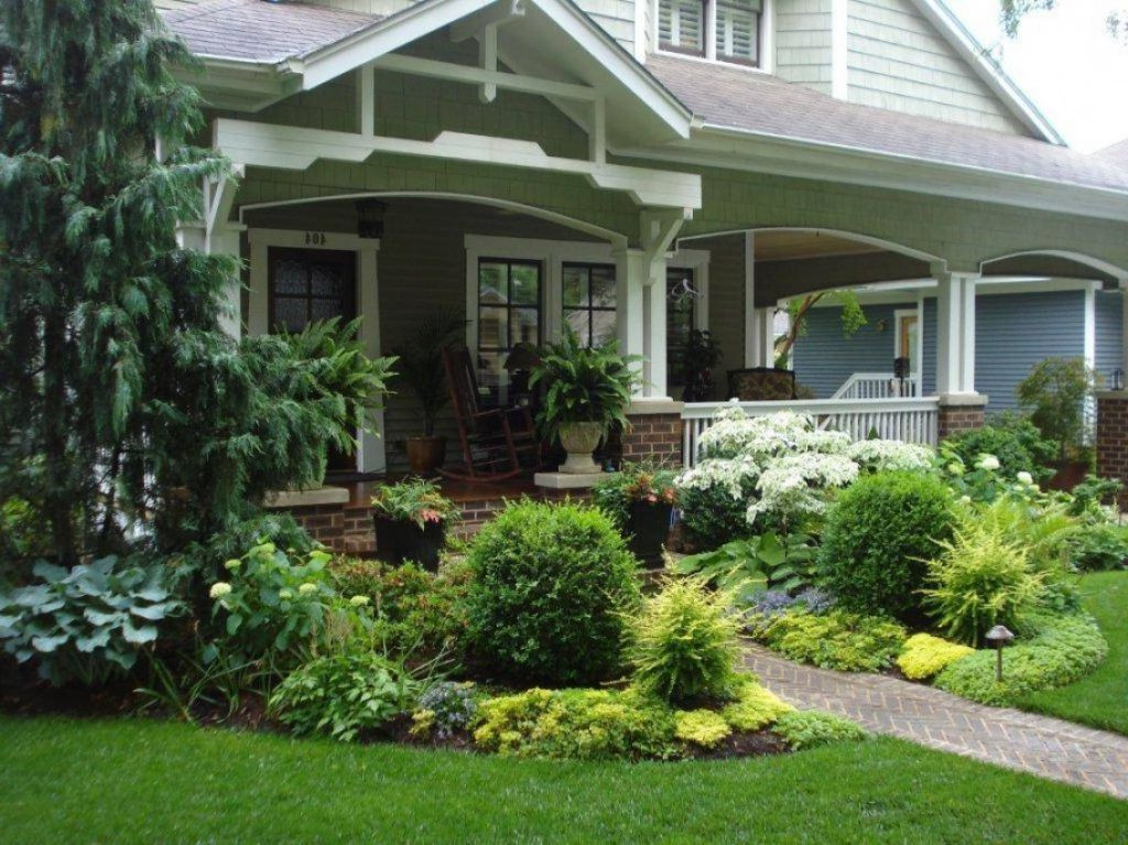 Landscape Around Front Porch
 Pretty Front Porch Landscaping Ideas