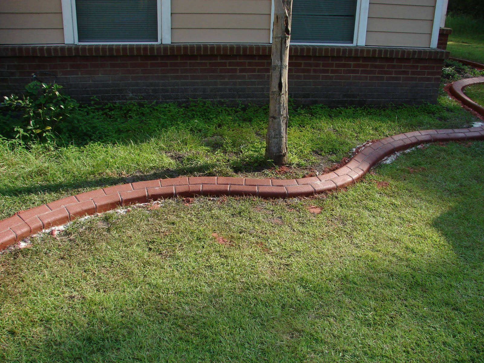 Landscape Edging Bricks
 Brick Driveway Image Brick Edging