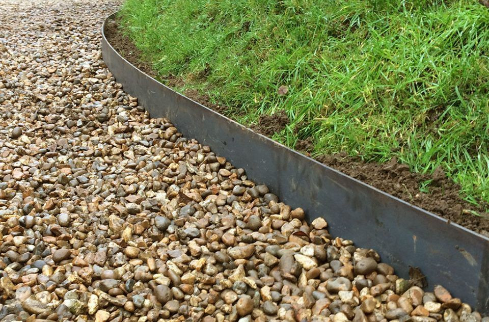 Landscape Edging Metal
 Edging Steel BLACK 16 x4"x1 8