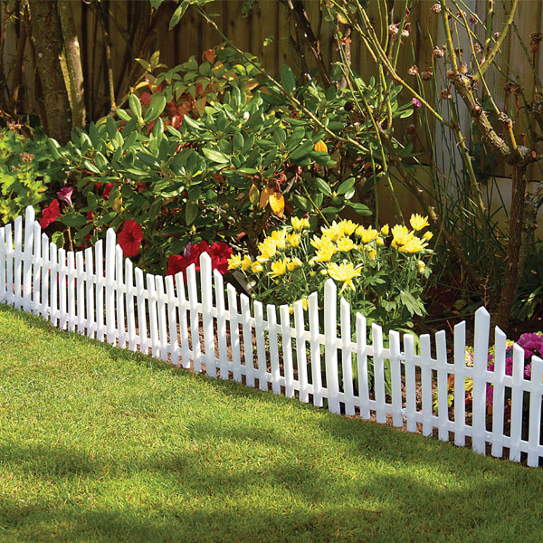 Landscape Fence Edging
 Flexible Plastic Garden Border Fence Lawn Grass Edge Path