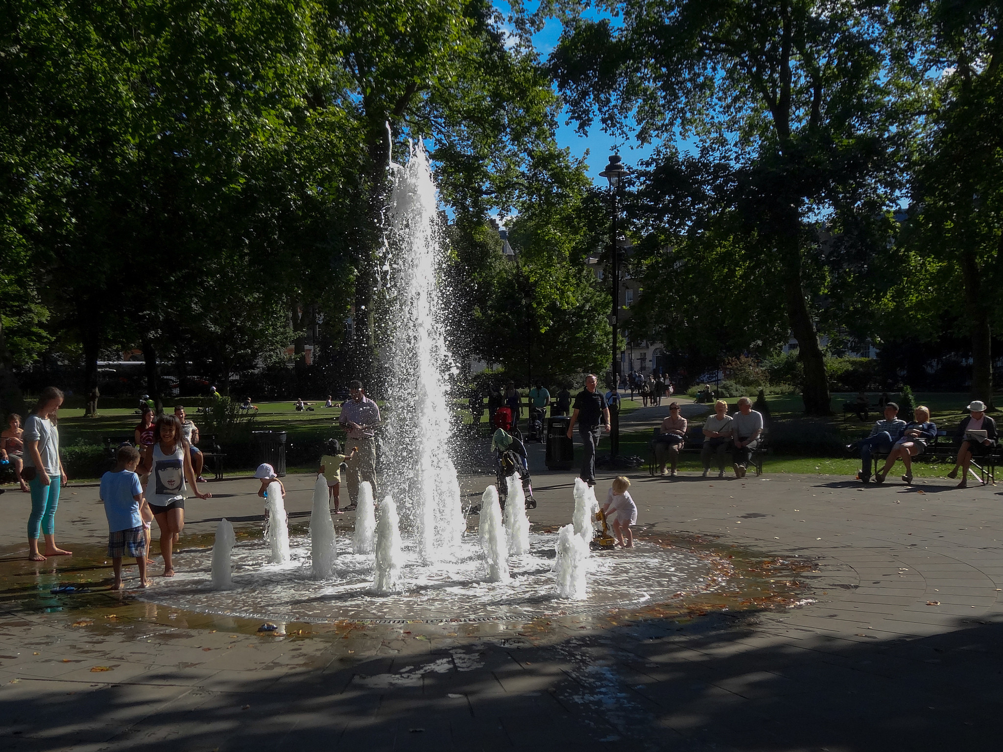 Landscape Fountain Public
 17 Pretty Public Fountains in London