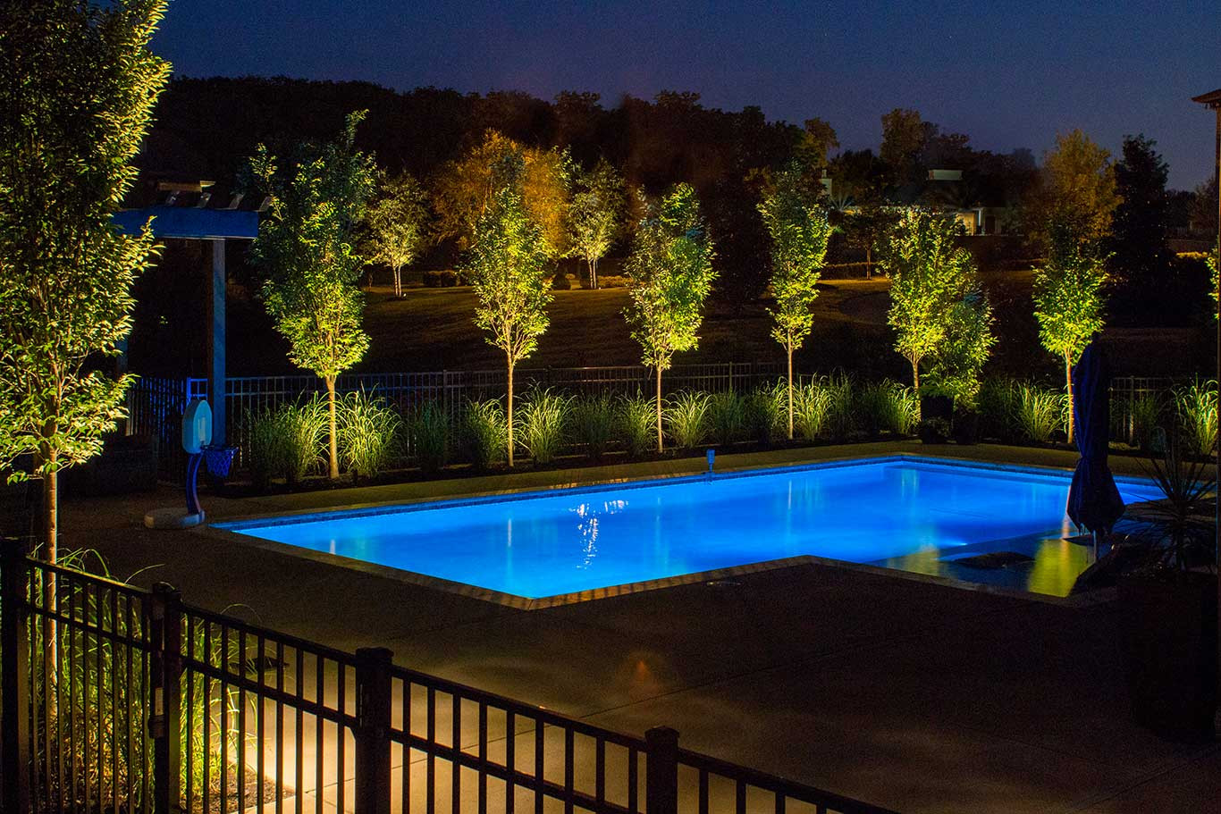 Landscape Led Lighting
 Choosing Between Halogen and LED For Your Landscape