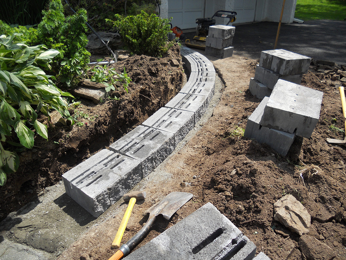 Landscape Retaining Wall Design
 Retaining Walls almost PERFECT Landscaping