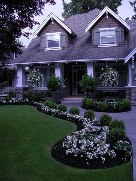 Landscape Small Front Yards
 17 Small Front Yard Landscaping Ideas To Define Your Curb