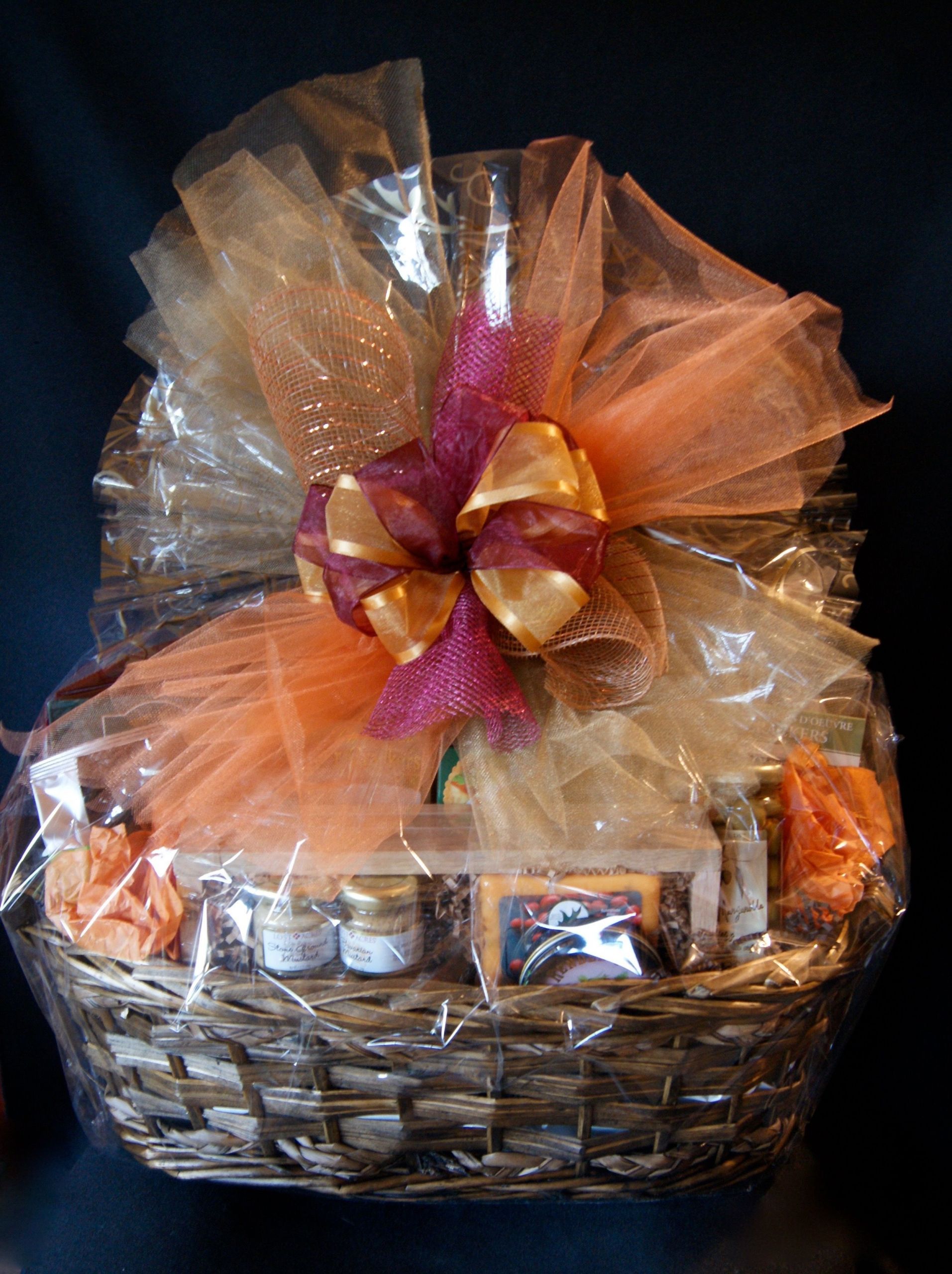 Large Gift Basket Ideas
 Seasonal Decoration on Extra Gourmet Gift Basket